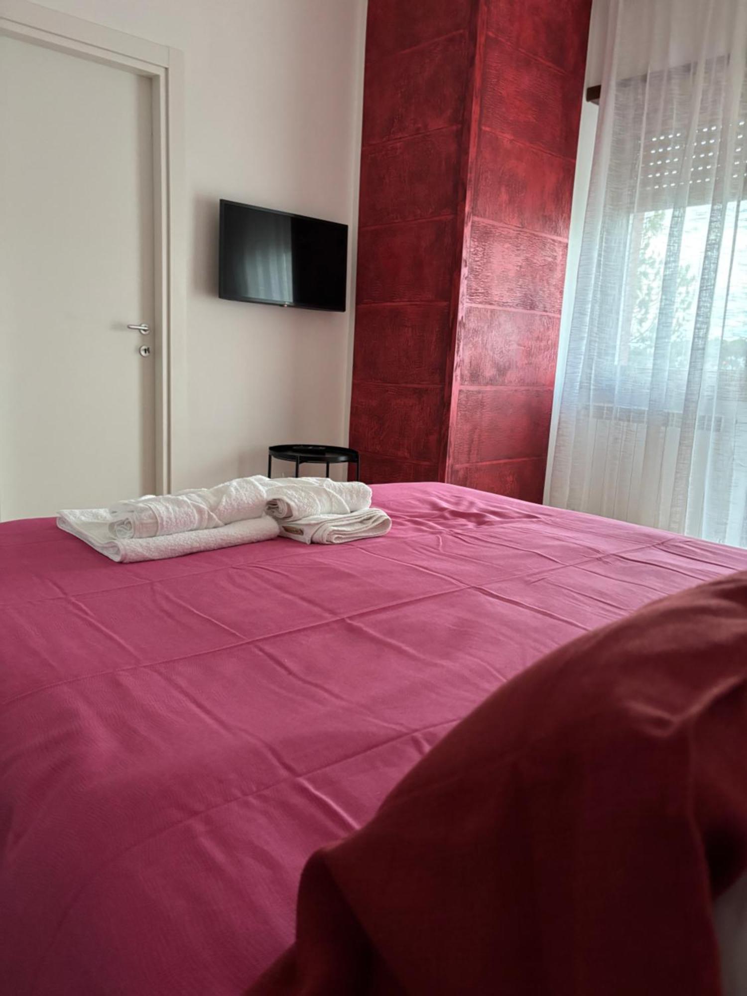 Roomestbb Bed & Breakfast Rom